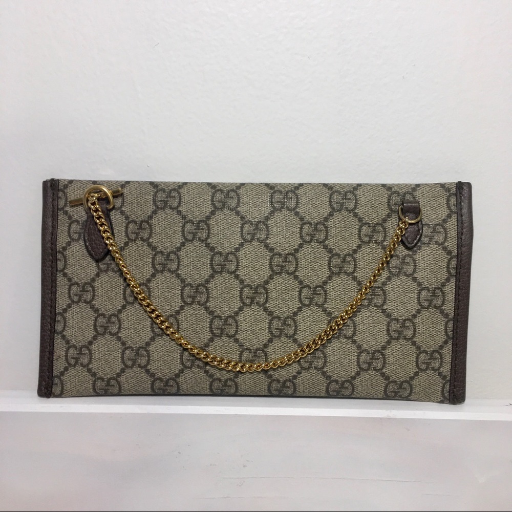Women’s GUCCI GG Supreme Print Wallet *very clean*